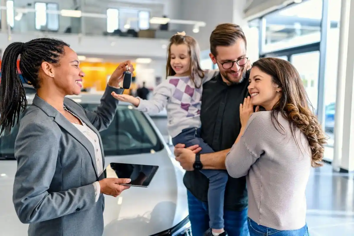 4S店推荐贷款购车原因_贷款买车划算吗_贷款买车与全款购车比较