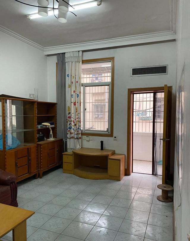 20年的二手房能贷款吗_旧改名单查询银行贷款条件_老破小房龄贷款政策