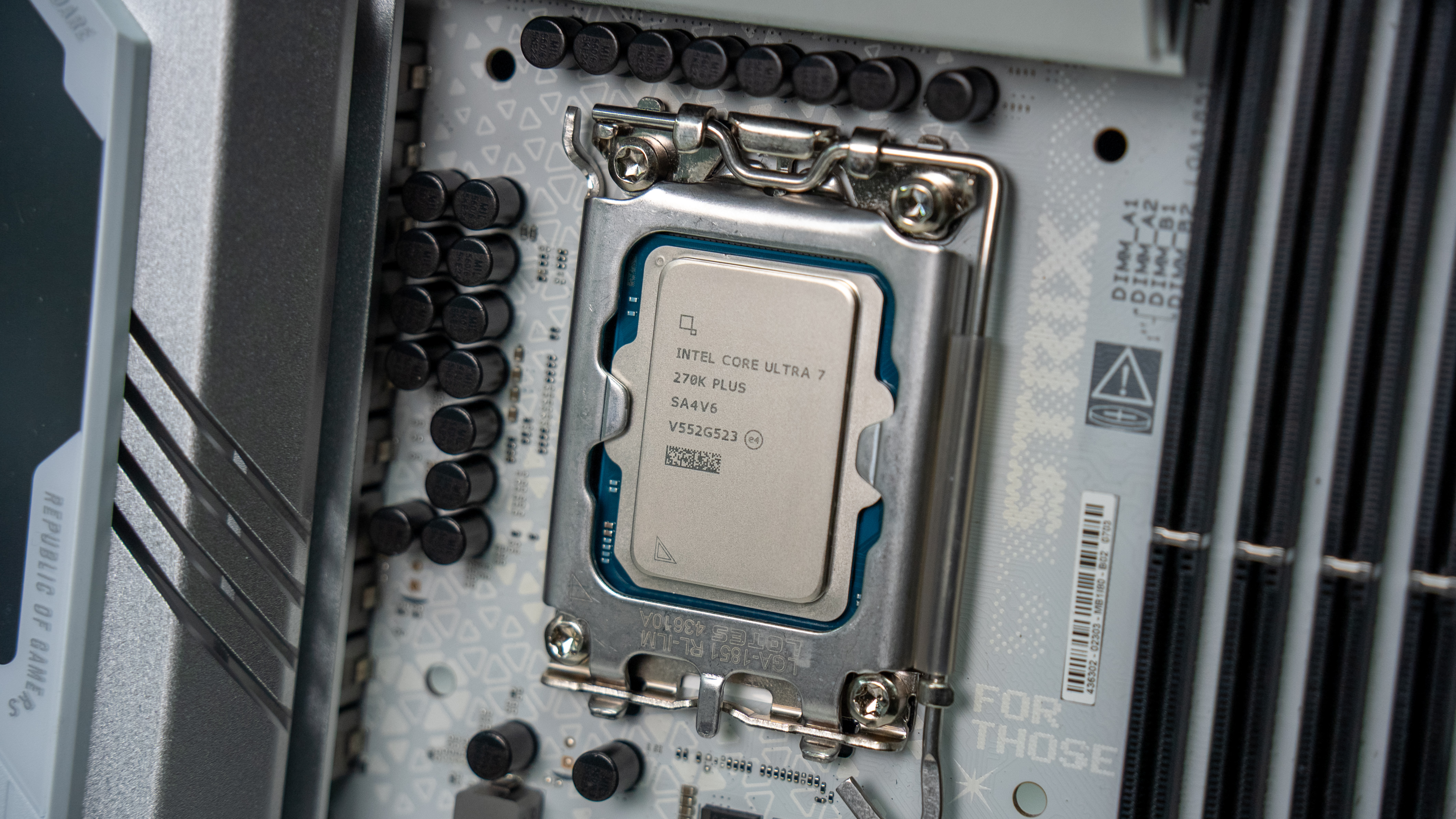 英特尔Ultra 7 270K Plus性能分析_intel处理器系列_英特尔Ultra 5 250K Plus评测